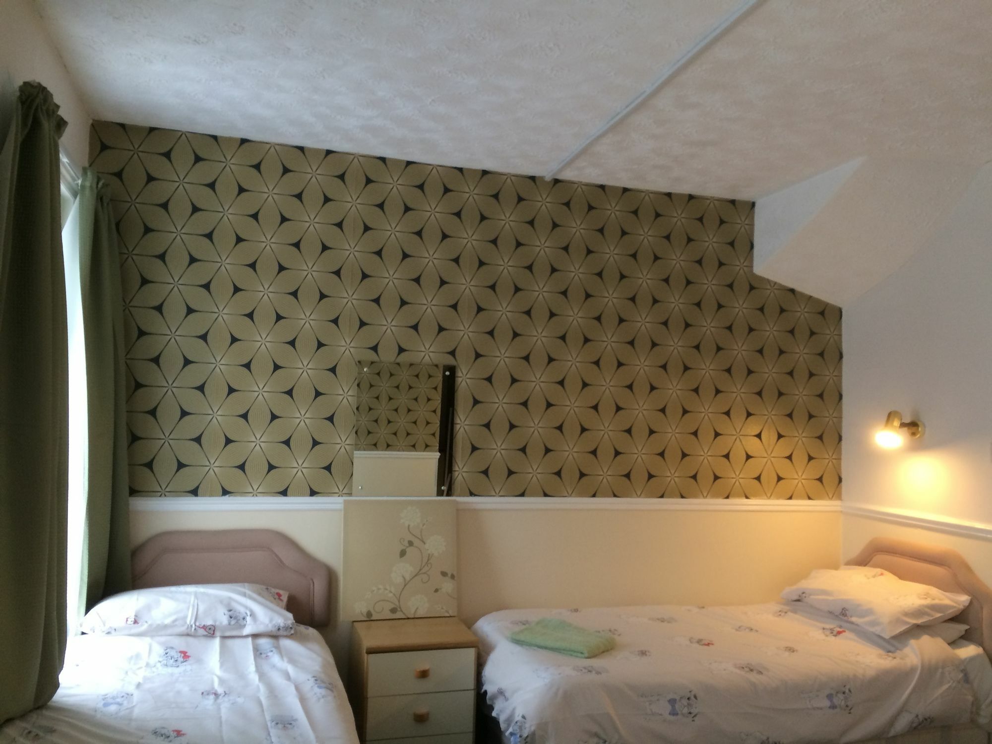 Chatley Court Guest House Bridlington Εξωτερικό φωτογραφία